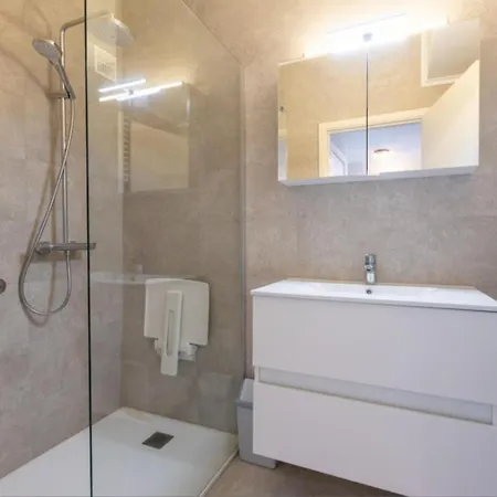 Cozy 2-bedroom With Stunning Sea View T77 奥斯滕德